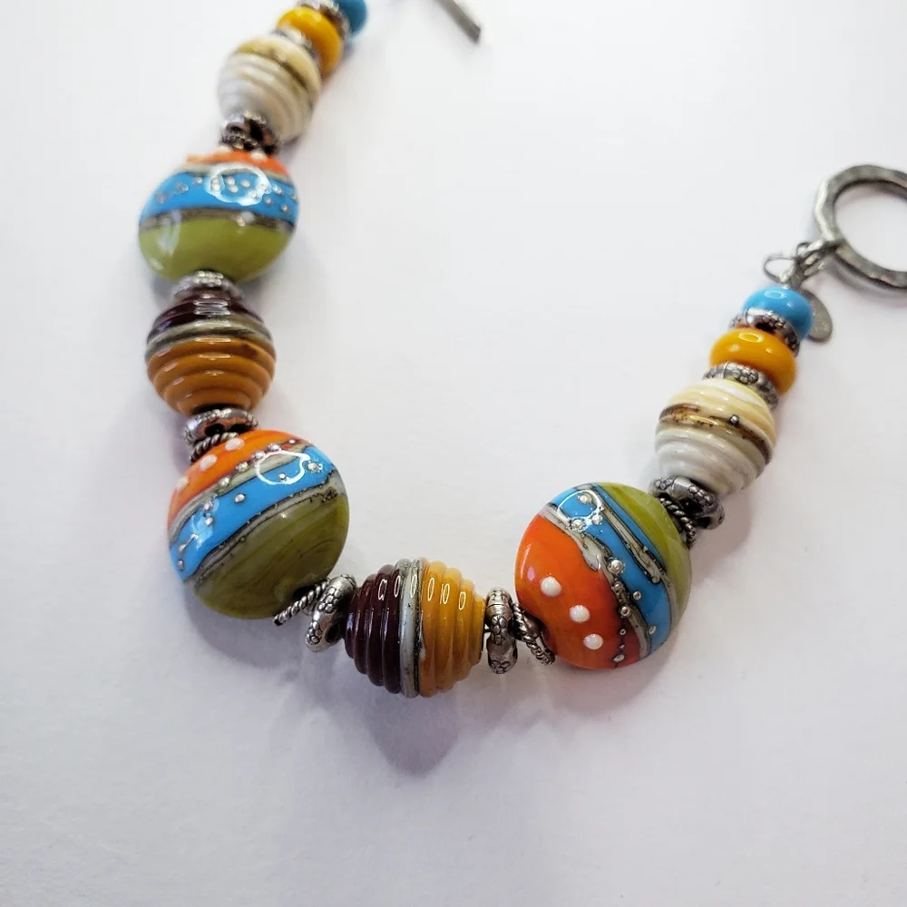 Baker's Design Ceramic silvered drops Beaded Bracelet With Toggle Clasp - Picture 10 of 11